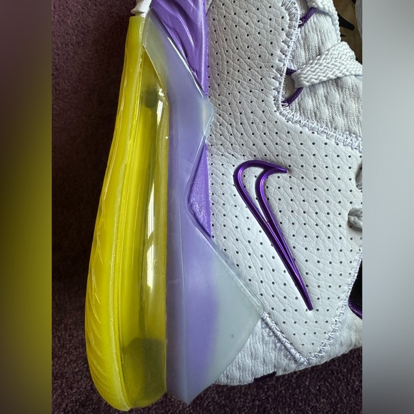 Brand New LeBron 17 Low 'Lakers'; Mens size 8.5 - Picture 10 of 11